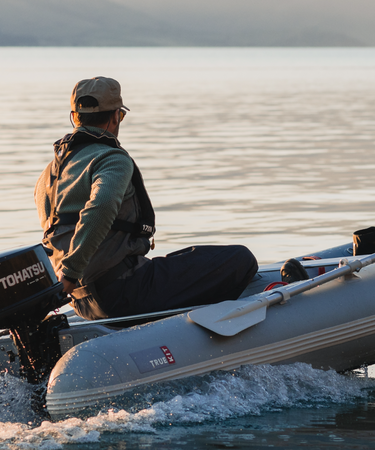 True Kit Tactician cruising around the lake in Wanaka, NZ